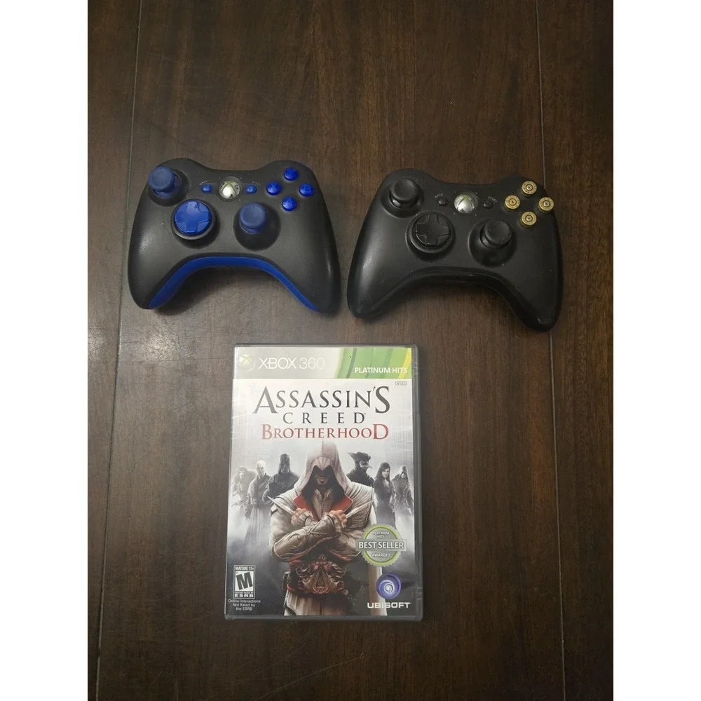 Microsoft Xbox 360 250GB HDD Black Console Bundle Two Controllers One Game